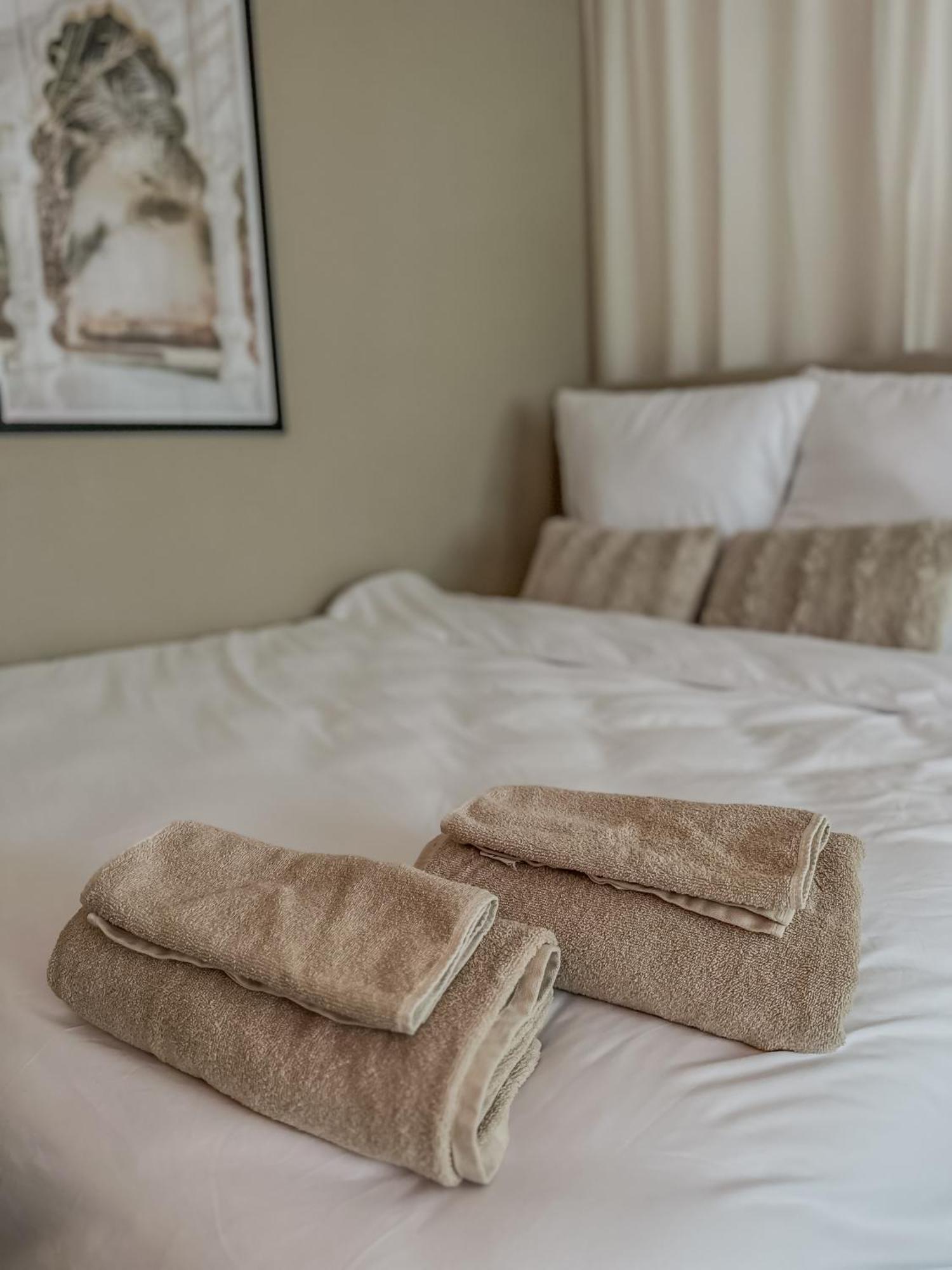 Joyfulhomes City Apartment BRE Dış mekan fotoğraf